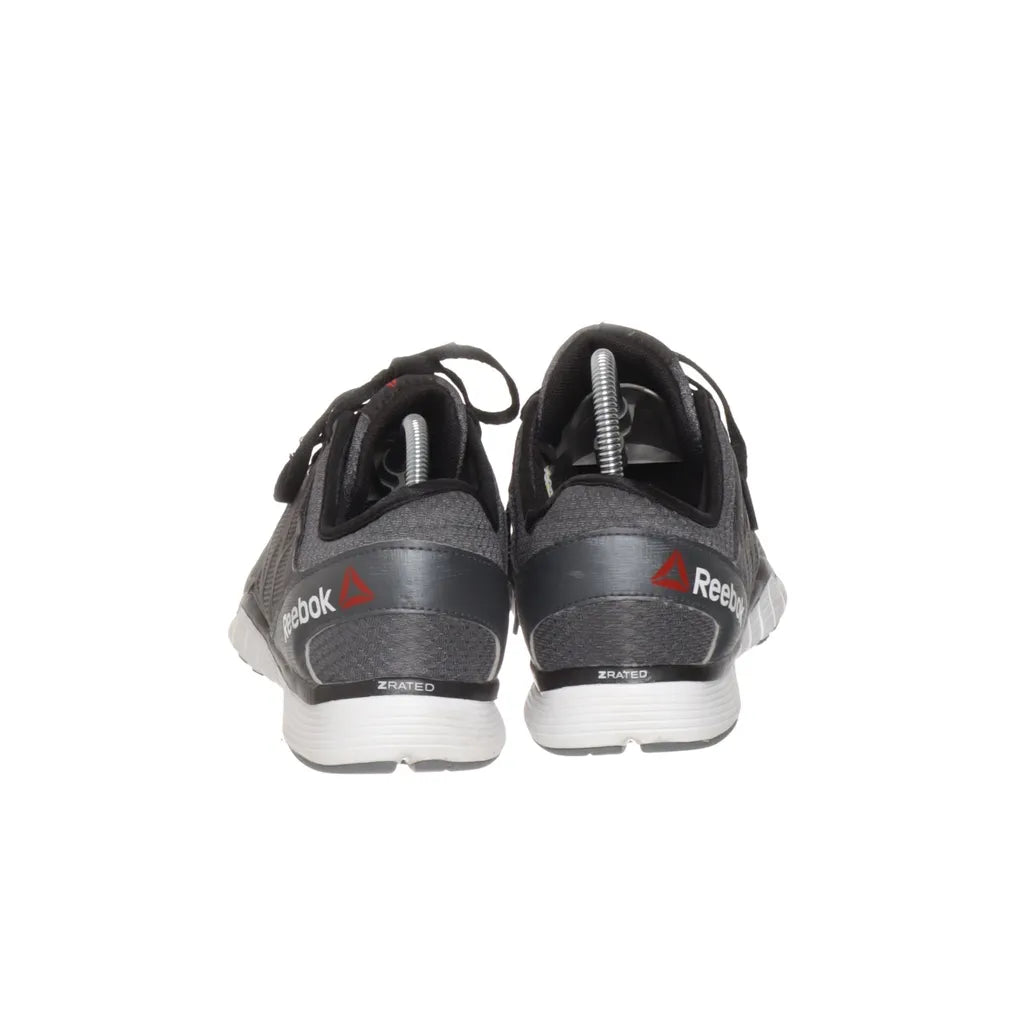 Reebok sneakers svarta – storlek 38 1/2