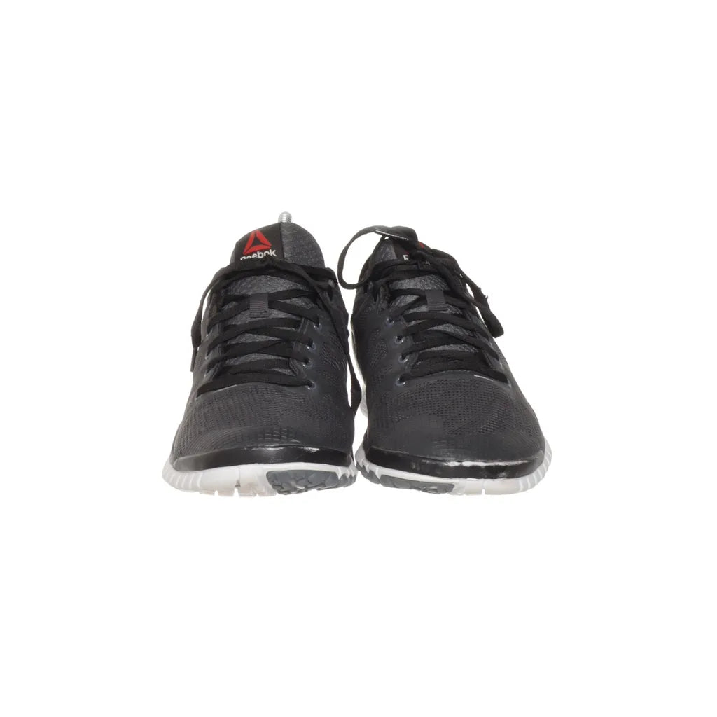 Reebok sneakers svarta – storlek 38 1/2