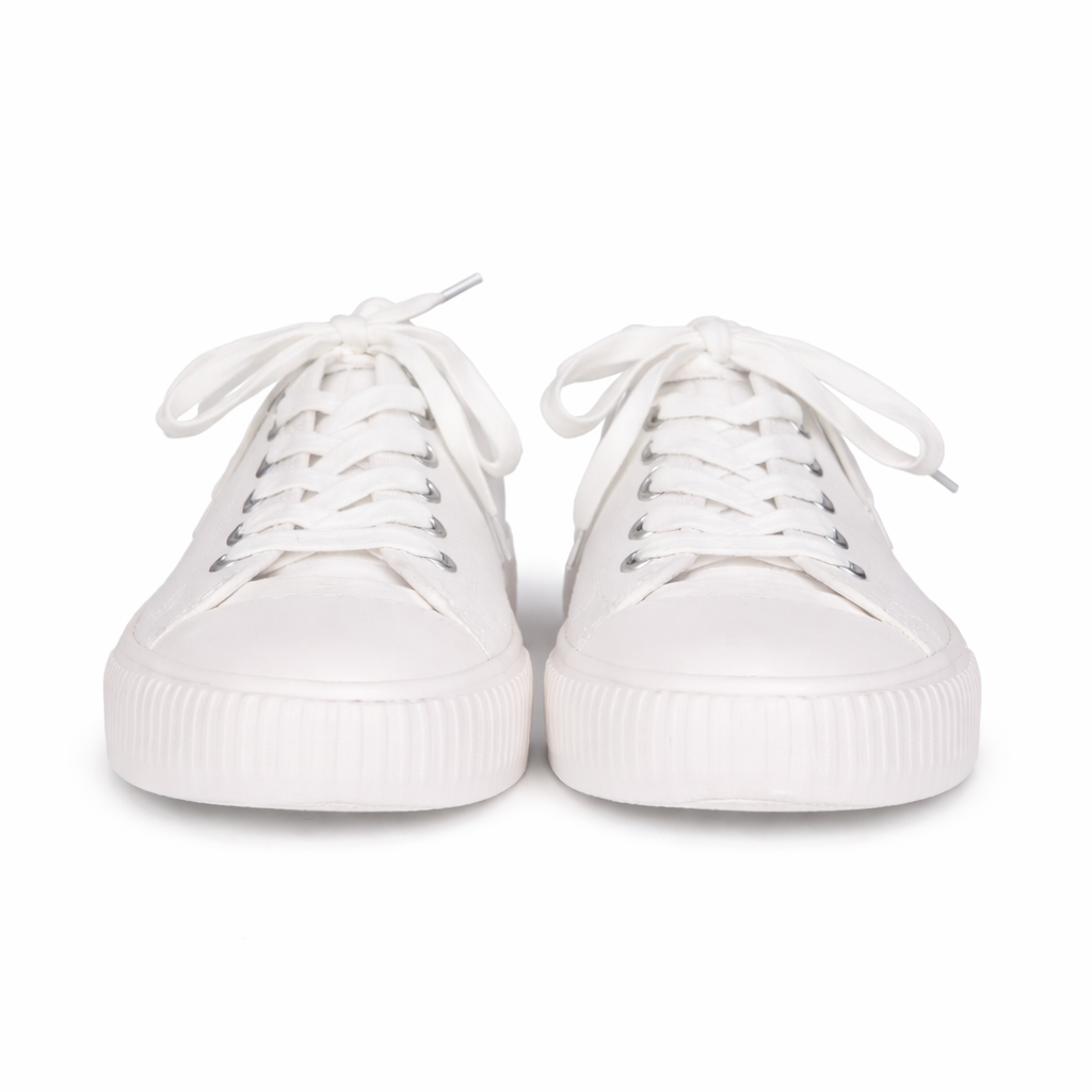 Vagabond vita sneakers – storlek 44