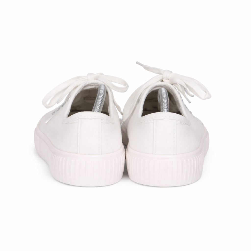 Vagabond vita sneakers – storlek 44
